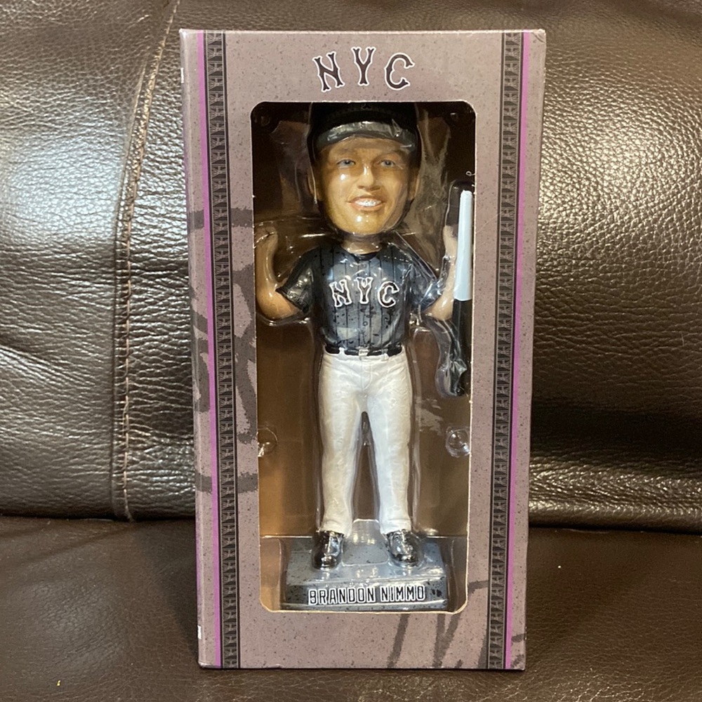 NY METS BOBBLEHEAD, authentic Brandon Nimmo HYUNDAI CITY CONNECT BOBBLEHEAD
